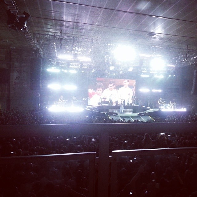 ccc7816e4f0111e39c6812ce5dbdd1cb_8